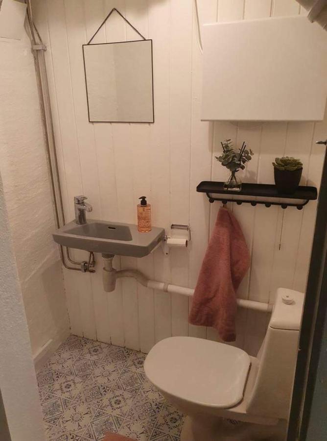 Koselig Rom Med Stue I Bodo Sentrum Bodø Exterior foto